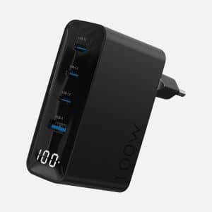 100W GaN lader med 3 USB-C-porter og 1 USB-A inkl. 1,5 ladekabel, verdi 1600 kr